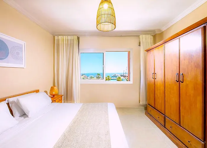 Hotel Moreno & 4*