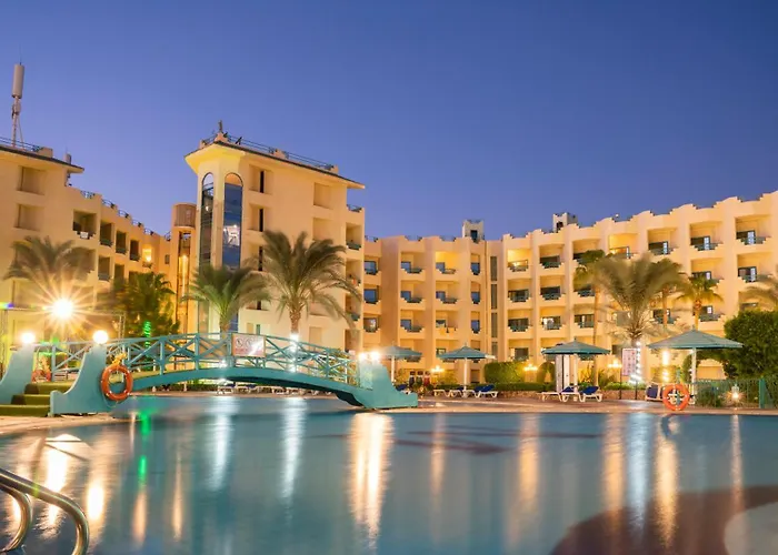 Moreno & Hurghada