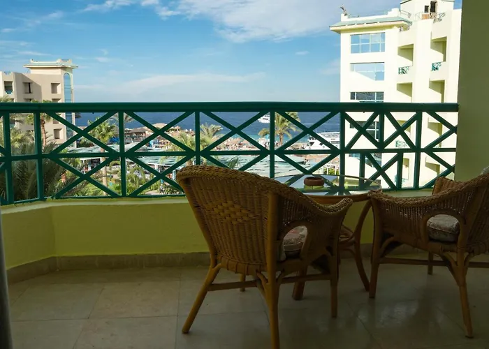Hotel Moreno &