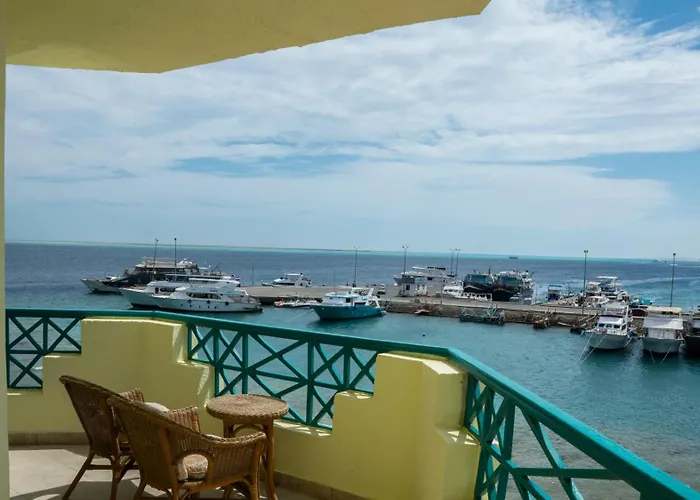 Hotel Moreno & 4*