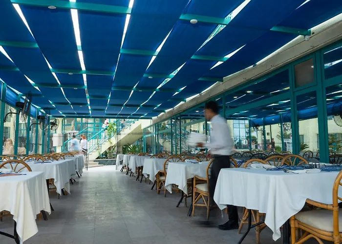 Moreno & Hotel Hurghada