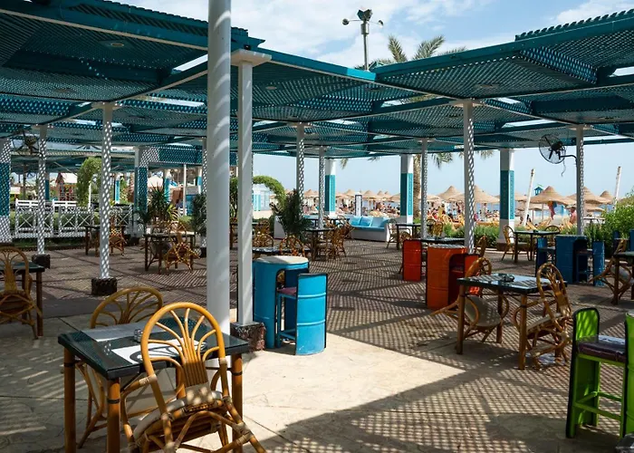Moreno & Hurghada